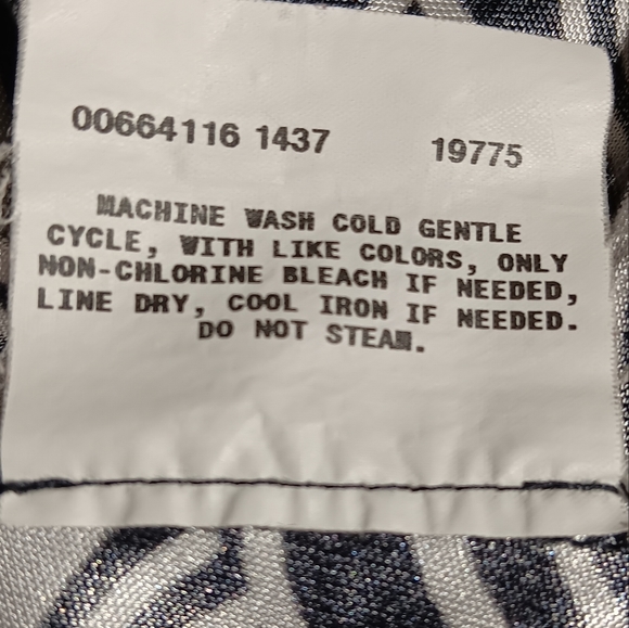 BCX EUC Women's Sleeveless Blouse, Size Large, Black & White Pattern, Flowy - Picture 7 of 8